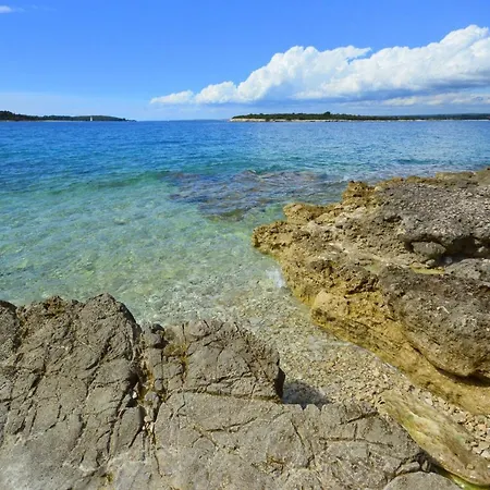 Astinian Puntizela Villa *