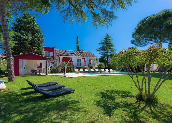 Vila Astinian Puntizela Pula