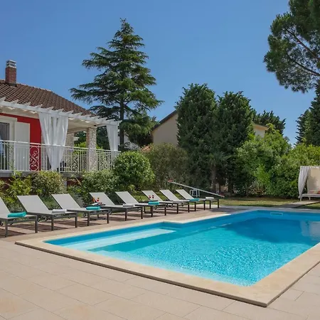 Astinian Puntizela 普拉